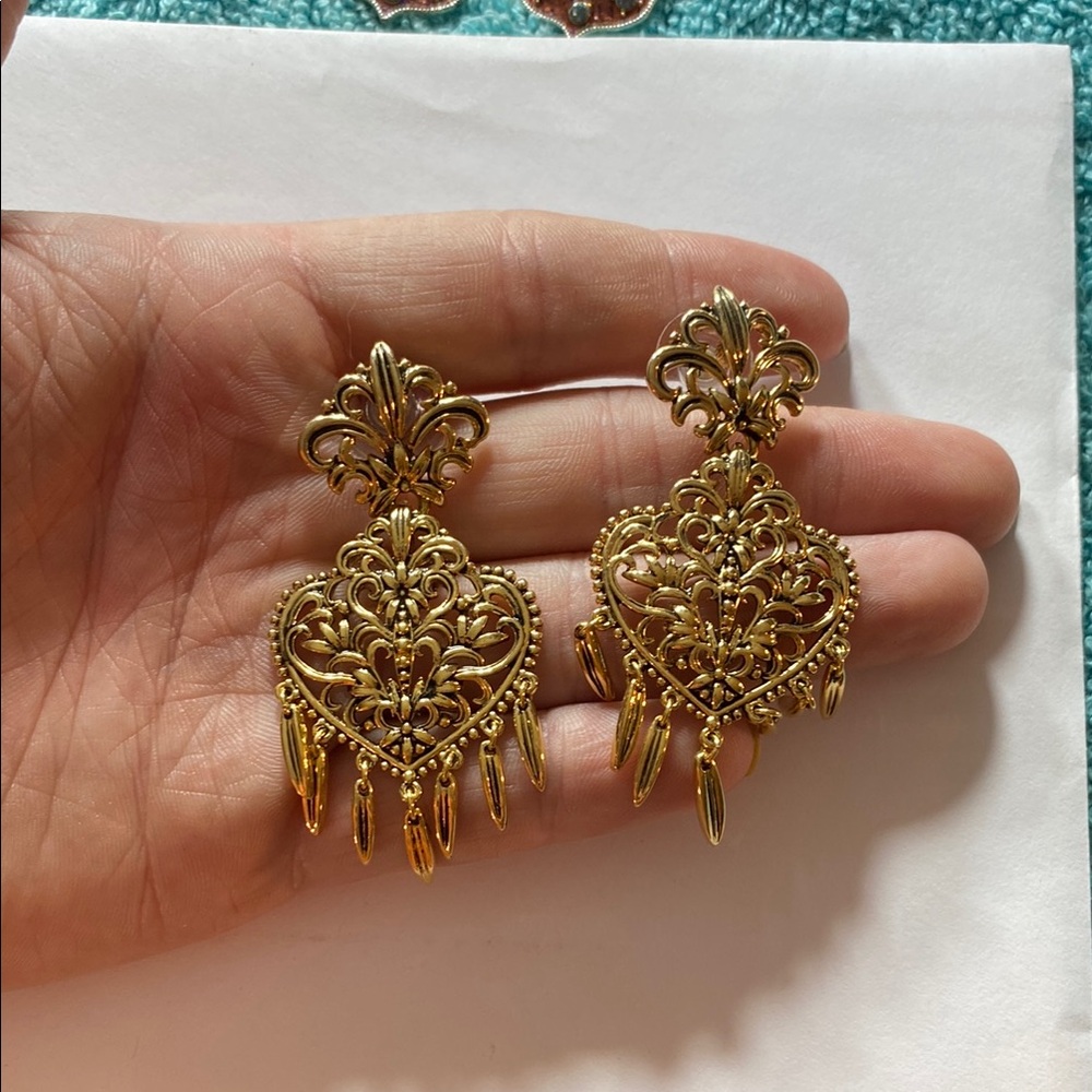 Vintage Avon Earrings